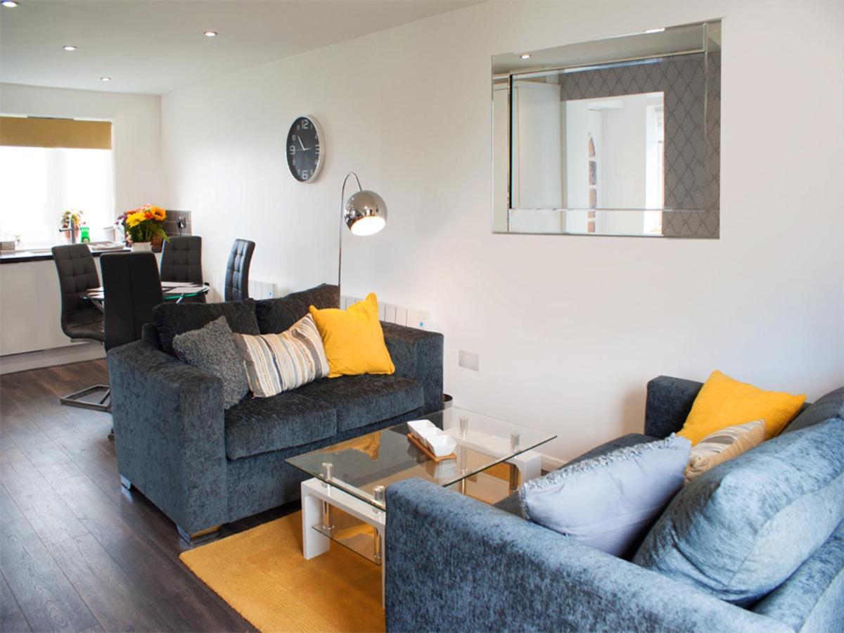 East Midland House Free Private Parking Fast Wifi Smart Tv With Garden Villa Kettering Bagian luar foto