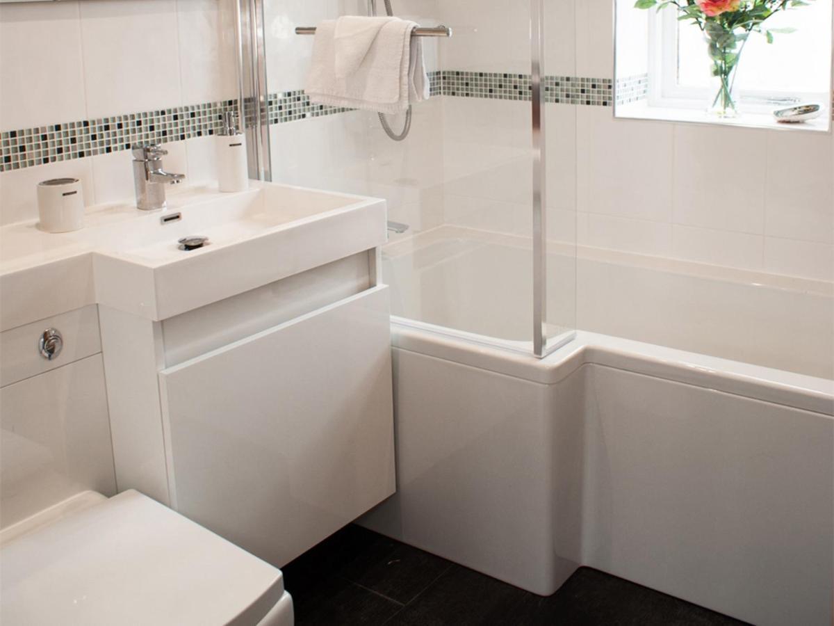 East Midland House Free Private Parking Fast Wifi Smart Tv With Garden Villa Kettering Bagian luar foto